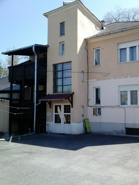 Belvarosi Vendeghaz Miskolc Dış mekan fotoğraf